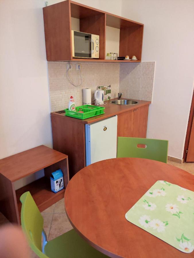 Szent Kristof Apartmanhotel Zalaegerszeg Exterior photo
